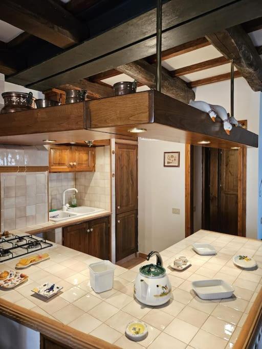 Residenza Montelago Тревиньяно-Романо Экстерьер фото