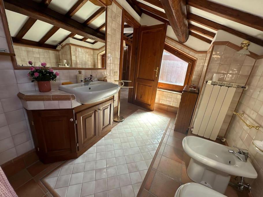 Residenza Montelago Тревиньяно-Романо Экстерьер фото